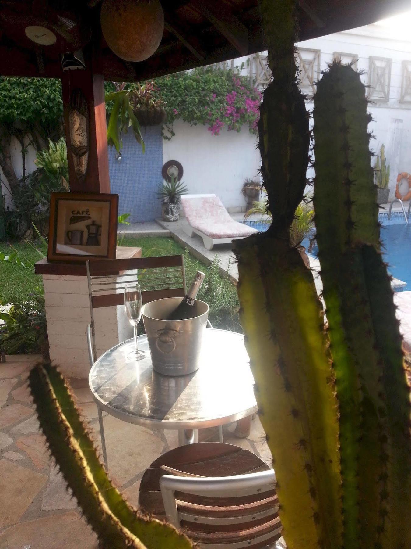 Laparadiseinn 阿克拉 外观 照片